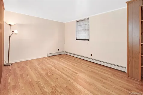 100 Lakeview Avenue Valhalla NY 10595