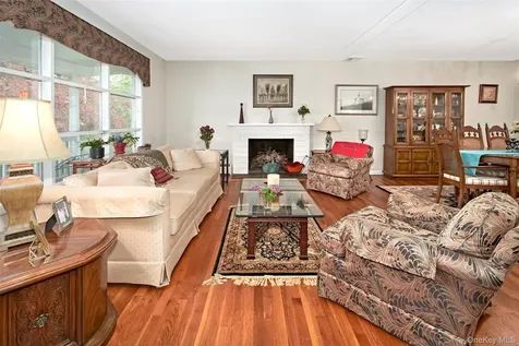 100 Lakeview Avenue Valhalla NY 10595