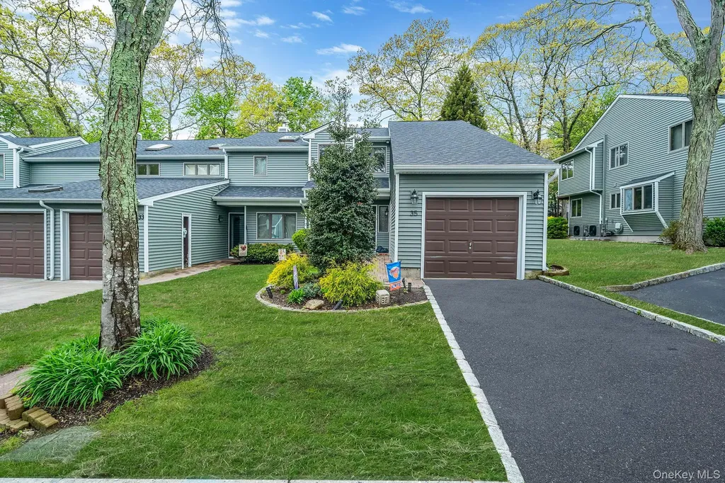 35 Jeremy Circle Nesconset NY 11767