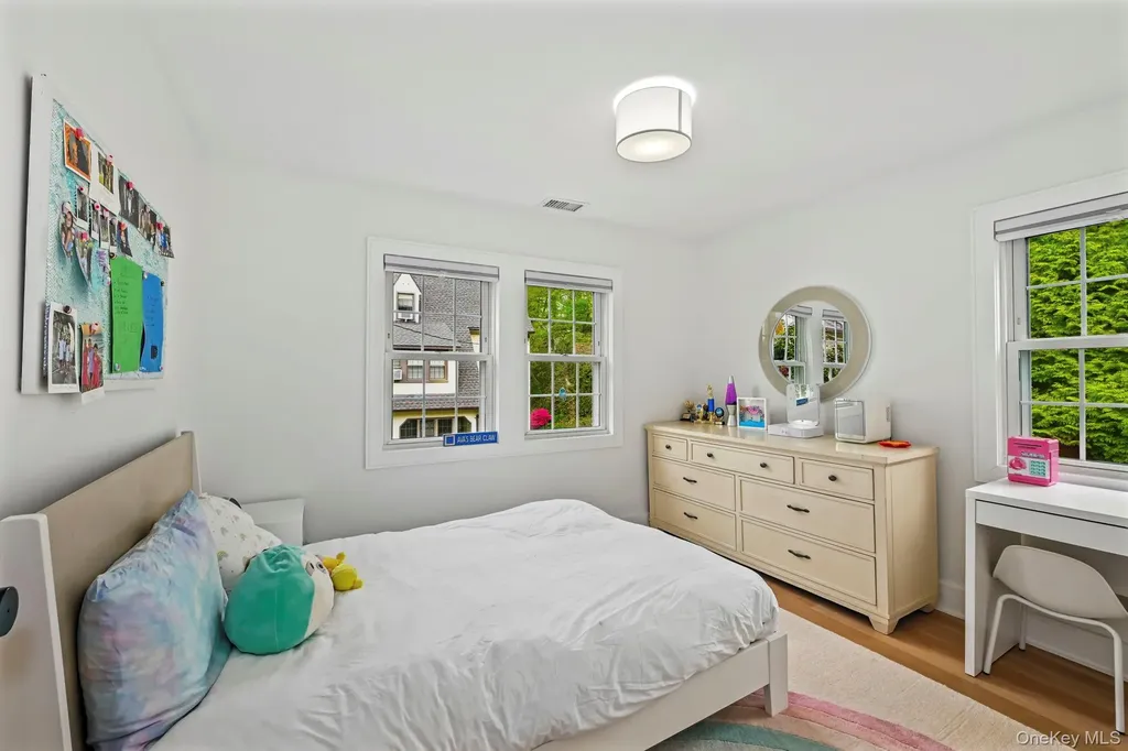 7 Merestone Terrace Bronxville NY 10708