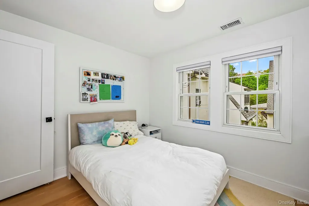 7 Merestone Terrace Bronxville NY 10708