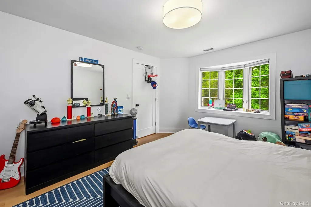 7 Merestone Terrace Bronxville NY 10708