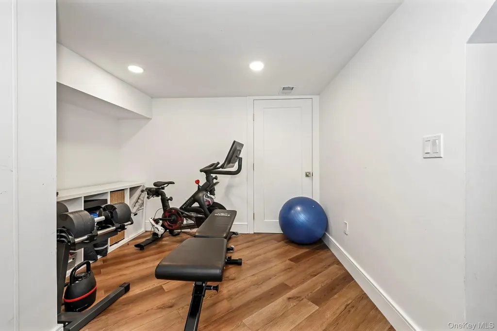 7 Merestone Terrace Bronxville NY 10708