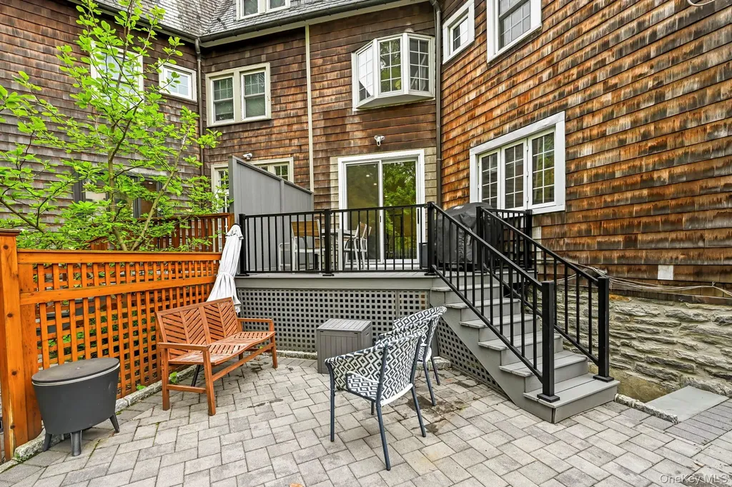 7 Merestone Terrace Bronxville NY 10708