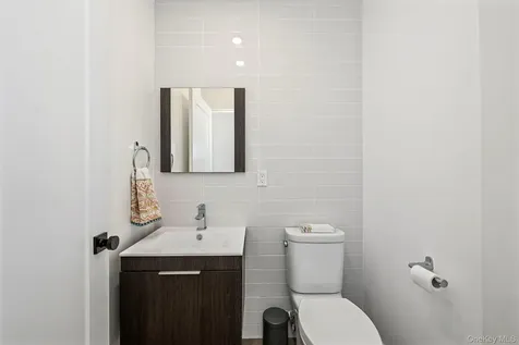 7 Merestone Terrace Bronxville NY 10708