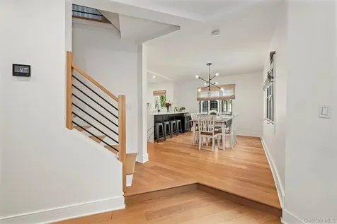 7 Merestone Terrace Bronxville NY 10708