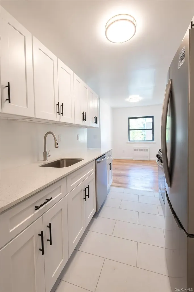 671 Bronx River Road Yonkers NY 10704