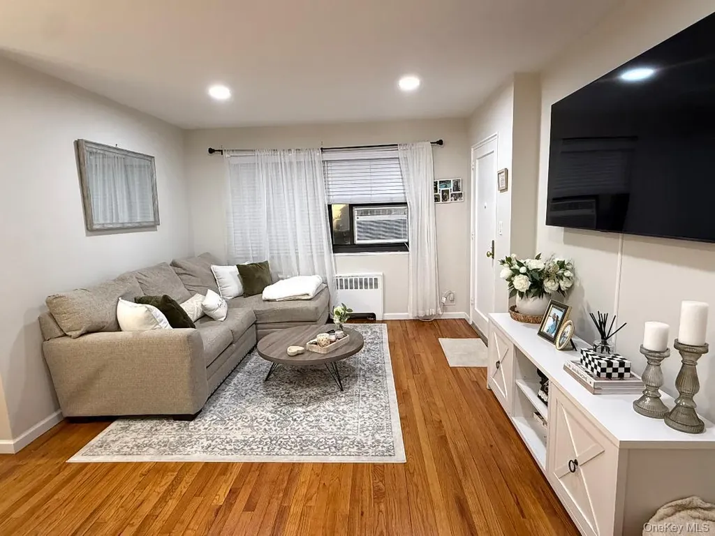 200-10 17th Avenue Whitestone NY 11360