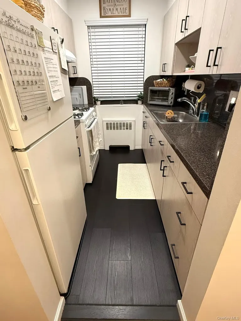 200-10 17th Avenue Whitestone NY 11360