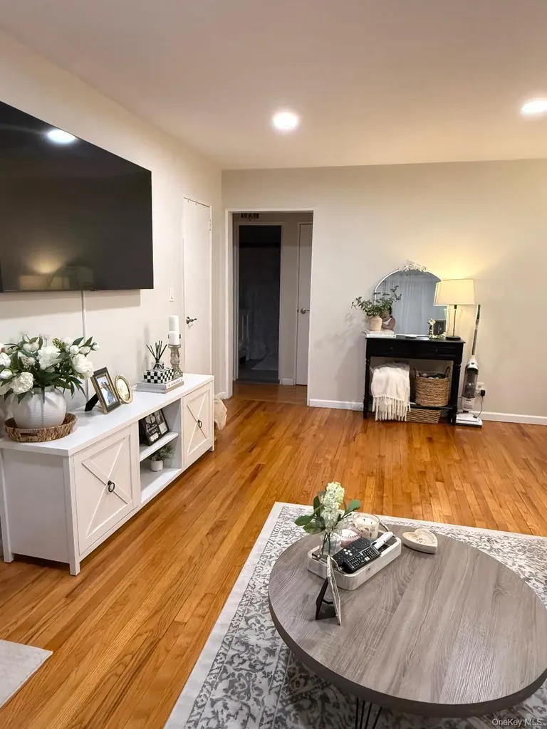 200-10 17th Avenue Whitestone NY 11360