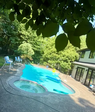 4 Spencer Court Orangeburg NY 10962