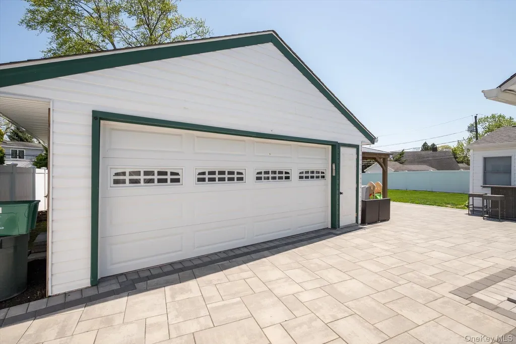 41 Disc Lane Wantagh NY 11793