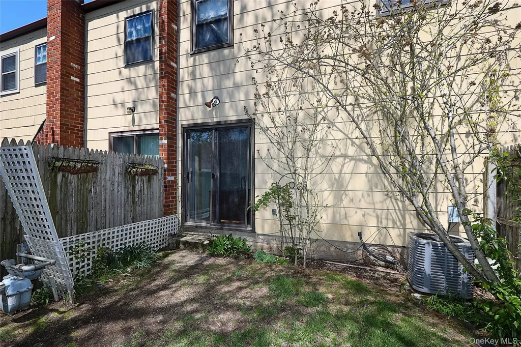2410 Farmers Avenue Bellmore NY 11710