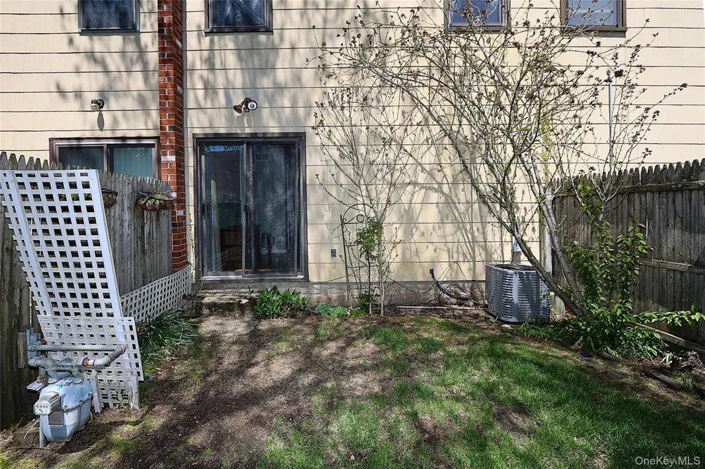 2410 Farmers Avenue Bellmore NY 11710