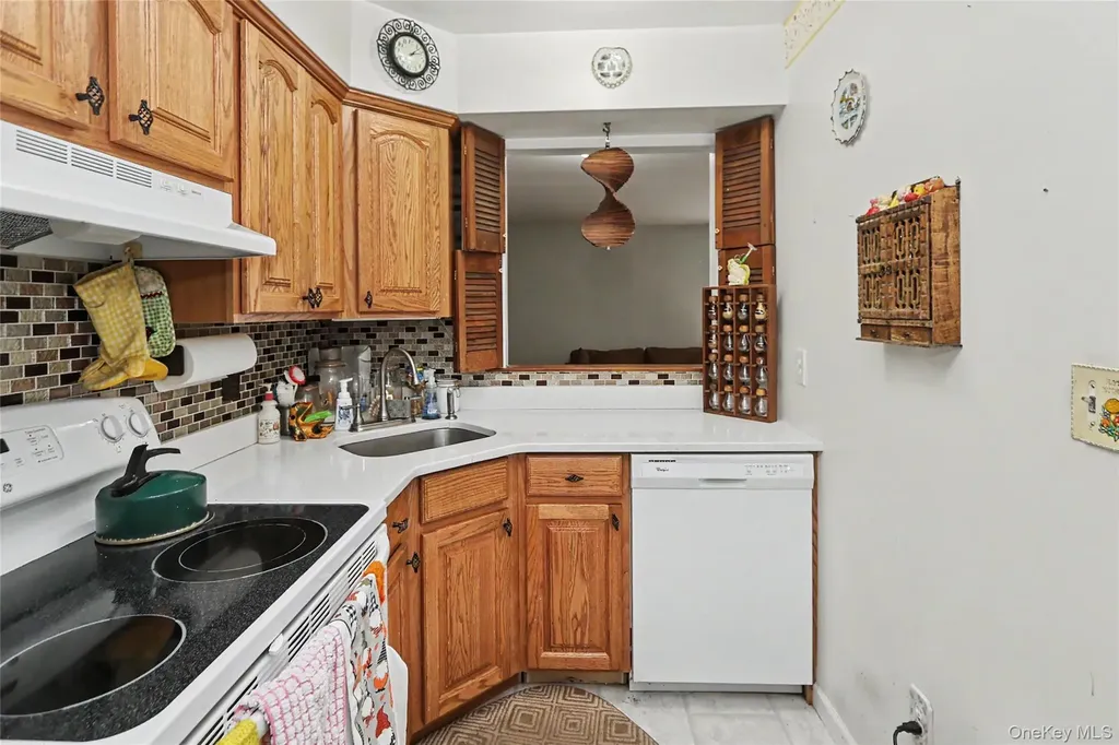 2410 Farmers Avenue Bellmore NY 11710