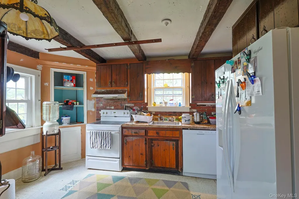 82 Lower Road Westtown NY 10998