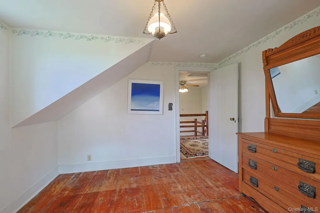 82 Lower Road Westtown NY 10998