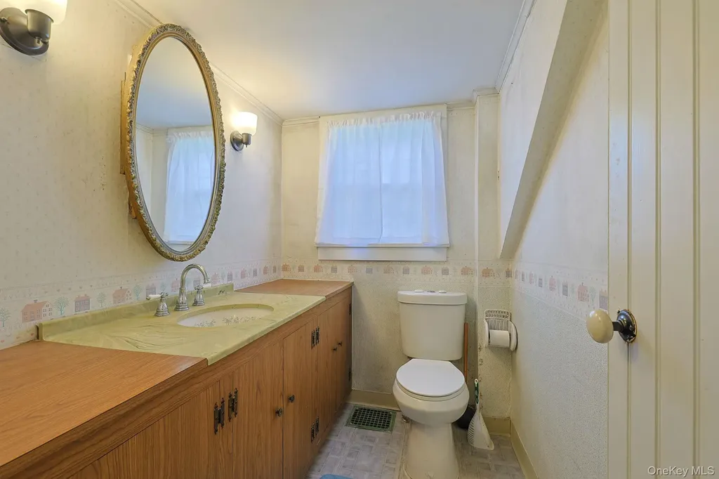 82 Lower Road Westtown NY 10998