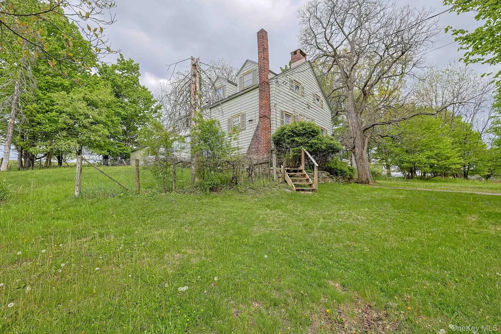 82 Lower Road Westtown NY 10998