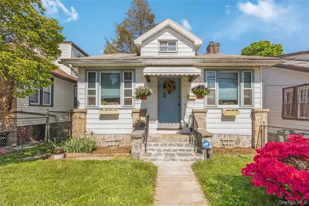 4522 Wilder Avenue Bronx NY 10466