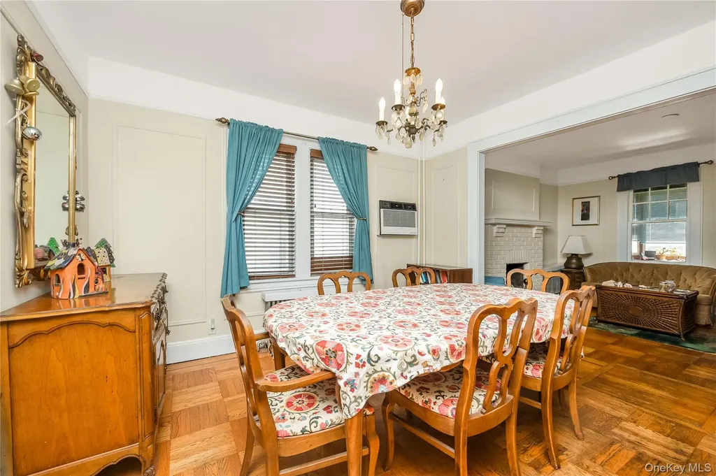 4522 Wilder Avenue Bronx NY 10466