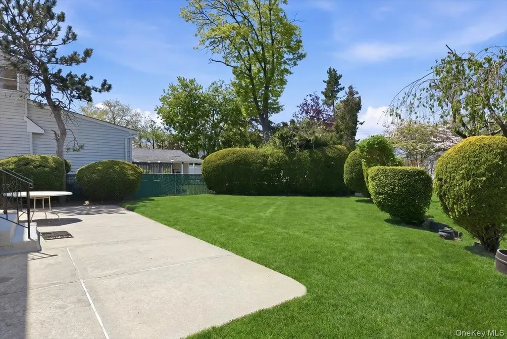 58 Lyon Street Valley Stream NY 11580