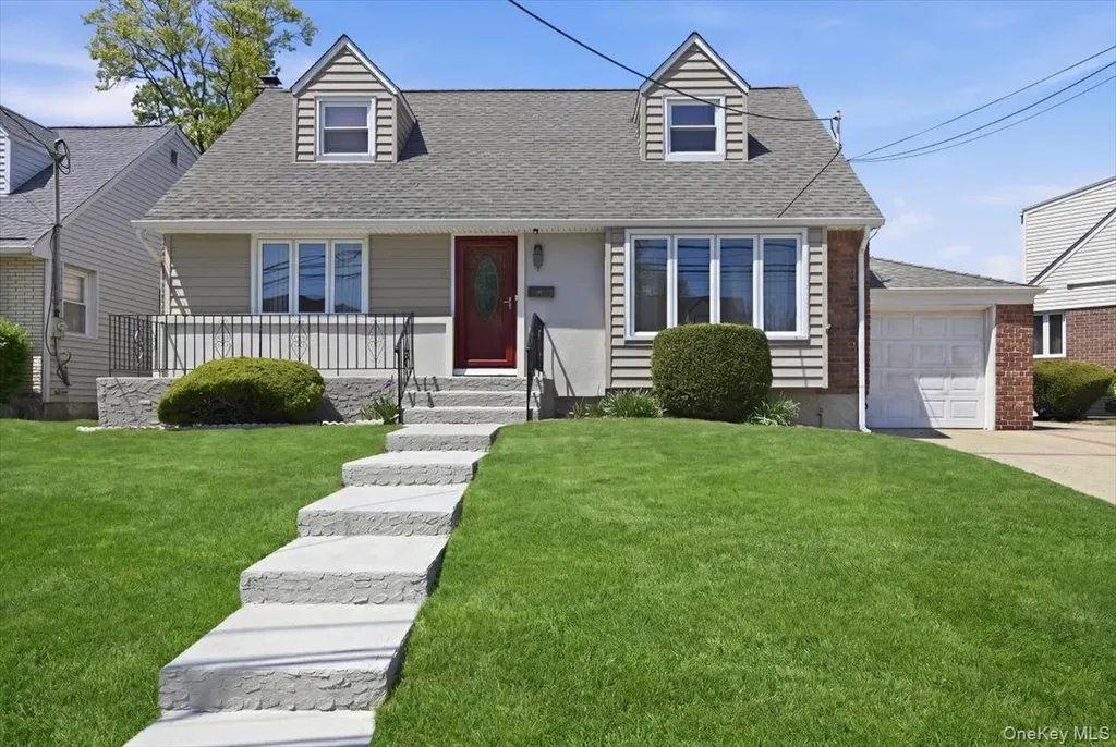 58 Lyon Street Valley Stream NY 11580