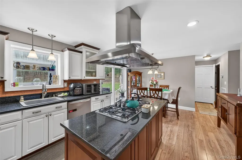 31 Roe Road Bloomingburg NY 12721