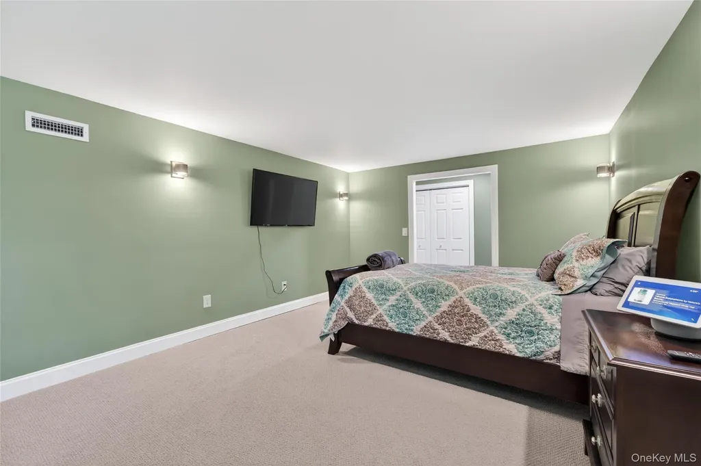 31 Roe Road Bloomingburg NY 12721