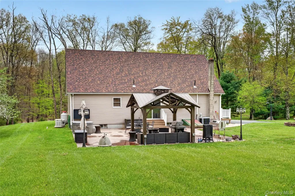 31 Roe Road Bloomingburg NY 12721