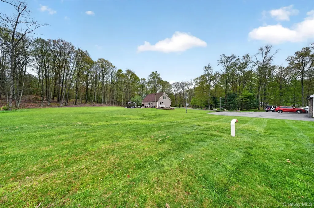 31 Roe Road Bloomingburg NY 12721