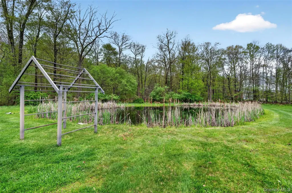 31 Roe Road Bloomingburg NY 12721