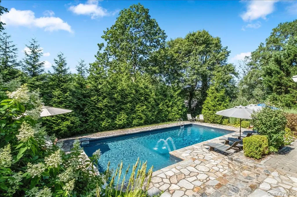 80 High Point Road Scarsdale NY 10583