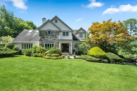 80 High Point Road Scarsdale NY 10583