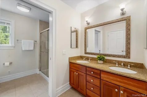 80 High Point Road Scarsdale NY 10583