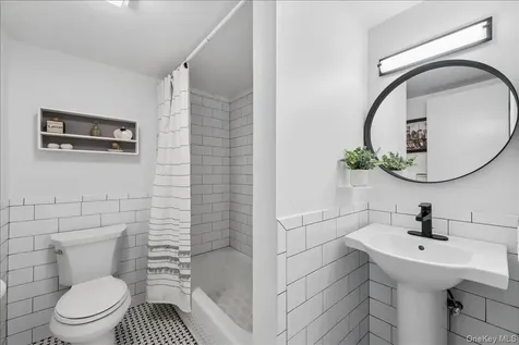 80 High Point Road Scarsdale NY 10583