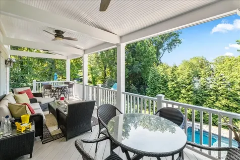 80 High Point Road Scarsdale NY 10583