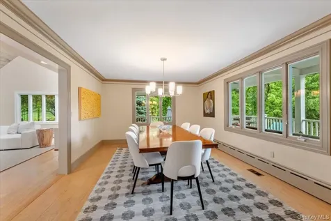 80 High Point Road Scarsdale NY 10583