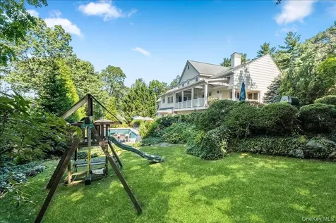 80 High Point Road Scarsdale NY 10583
