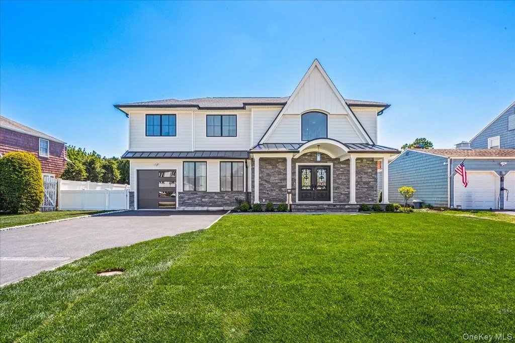 172A Harvard Street Westbury NY 11590
