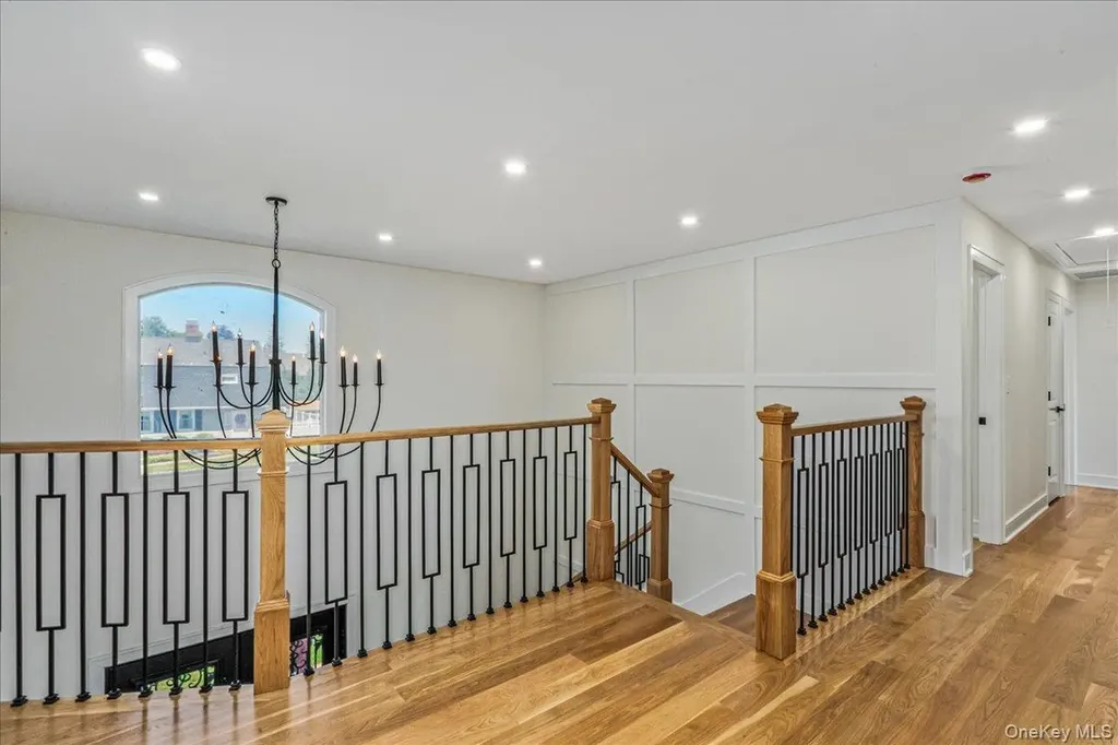 172A Harvard Street Westbury NY 11590
