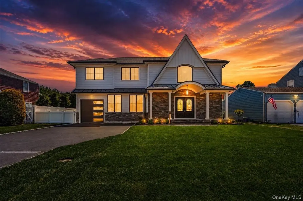 172A Harvard Street Westbury NY 11590