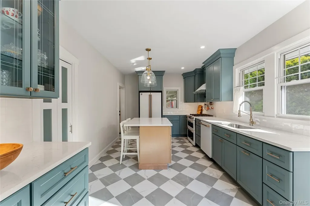 17 Euclid Avenue Ardsley NY 10502