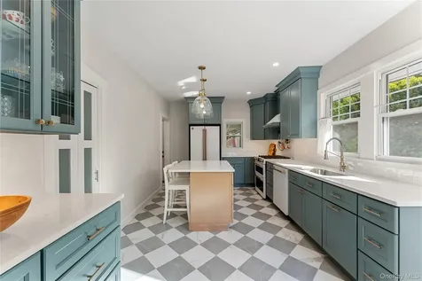 17 Euclid Avenue Ardsley NY 10502