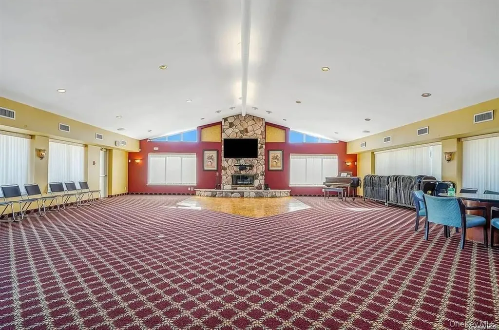 735 Spring Lake Drive Middle Island NY 11953