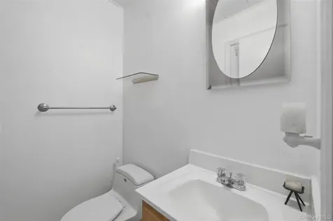5 Albro Lane White Plains NY 10603