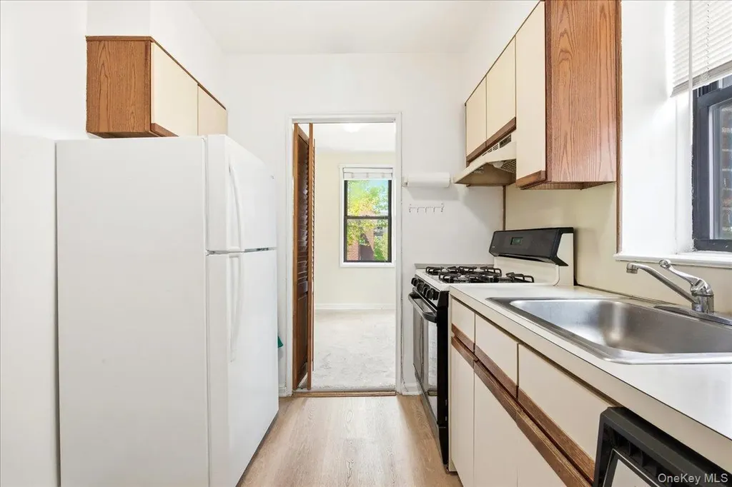 102-12 65th Avenue Forest Hills NY 11375