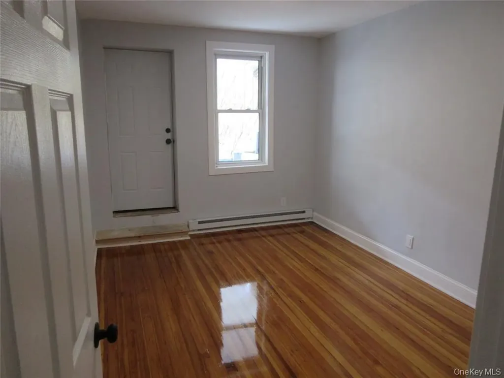 949 E 213th Street Bronx NY 10469