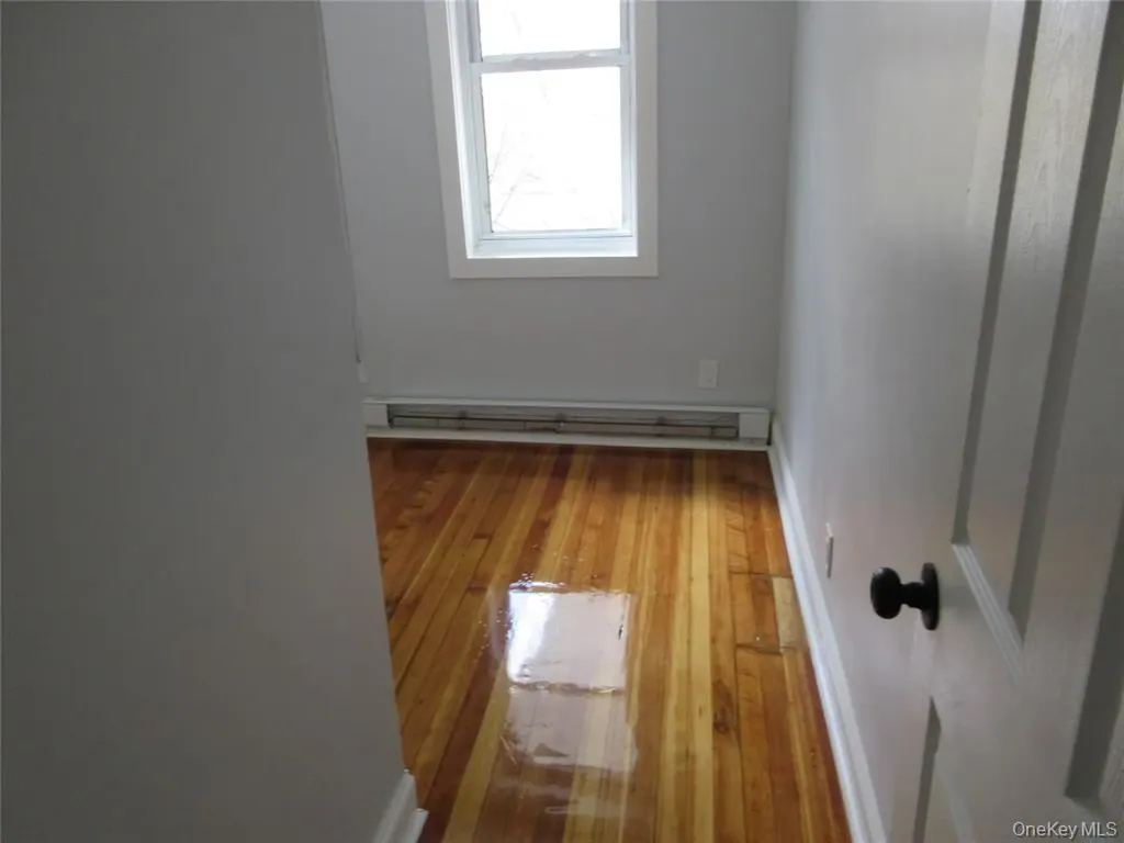 949 E 213th Street Bronx NY 10469