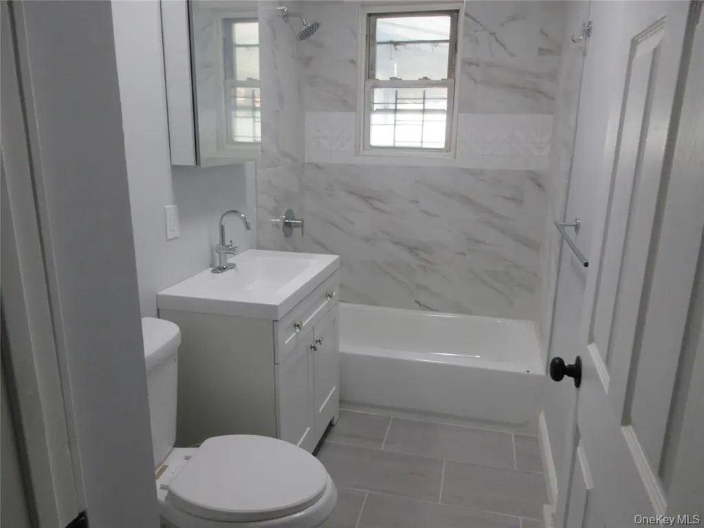 949 E 213th Street Bronx NY 10469